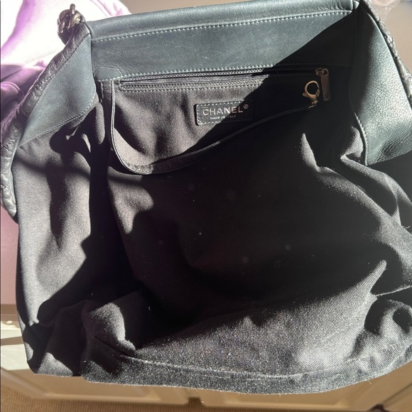 AUTH Chanel Tote Flap Bag - Picture 15 of 15